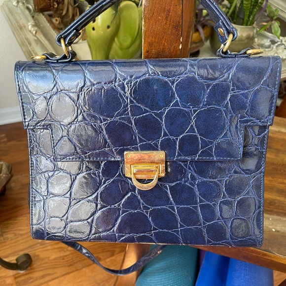 Vintage Patent Leather Strap or Handle Bag - Picture 4 of 7